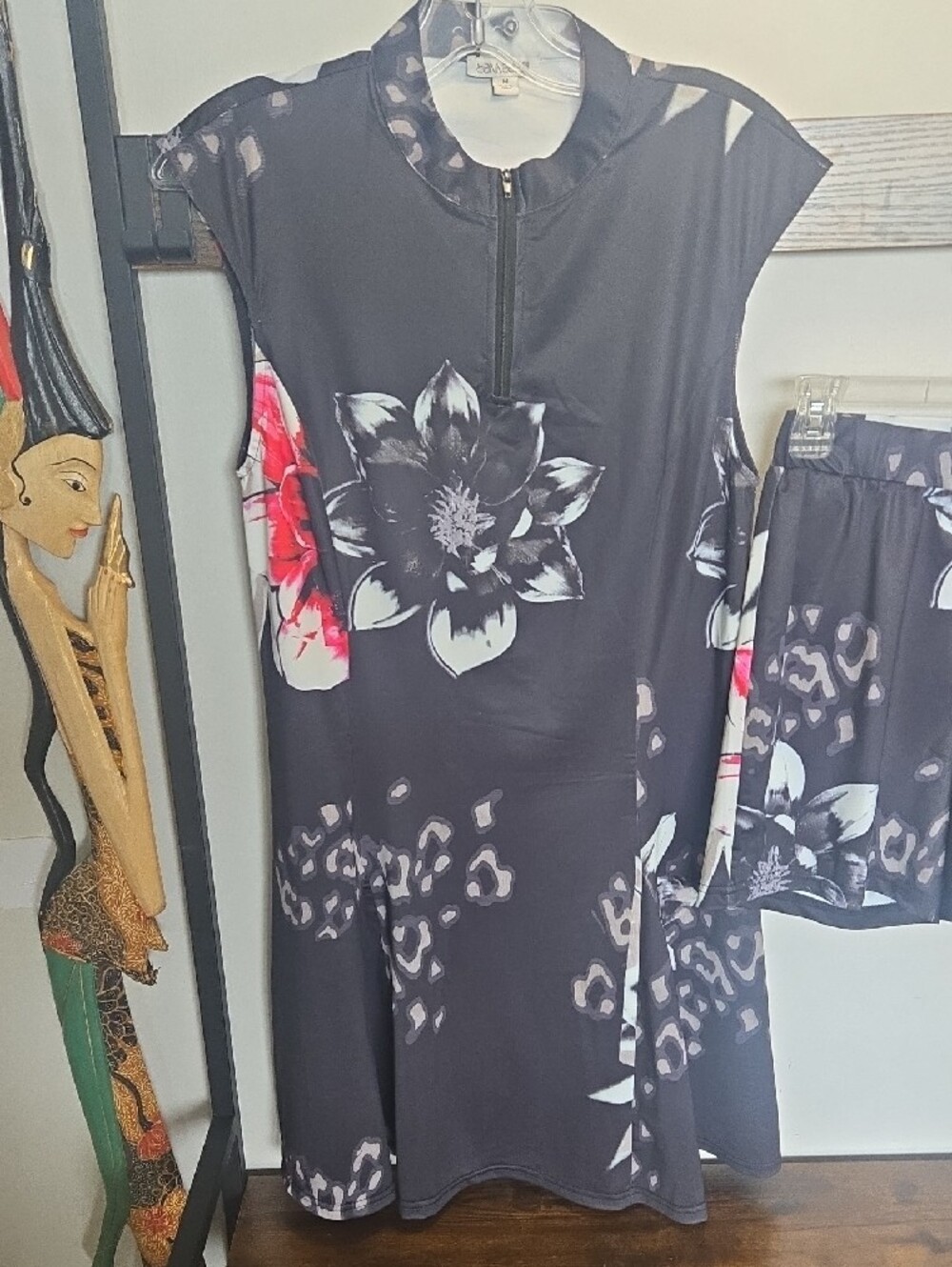 SPANNER Black Floral Zip-Front Swim Dress with Matching Shorts - Picture 2 of 7
